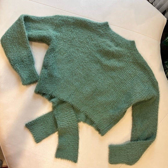 Princess Polly Green Winslow Fuzzy Soft Tie Front Jumper Sweater XS Small - Picture 6 of 11